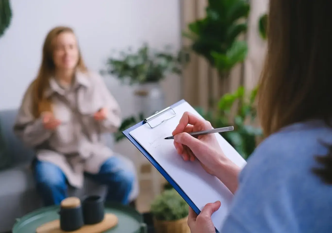 Konsultacja psychiatryczna Kalisz: wywiad z pacjentką i notatki specjalisty